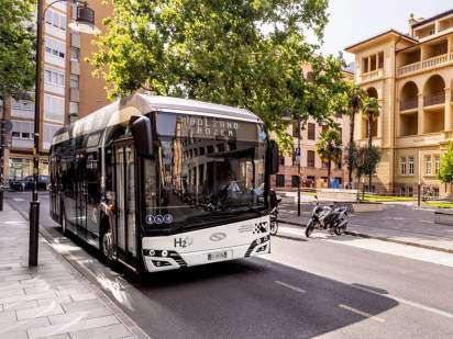 Hydrogen bus.