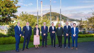 El consejero de Industria, Transición Energética y Sostenibilidad, Mikel Jauregi, visita Petronor